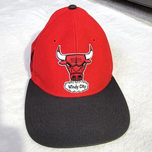 NBA Hardwood Classics 47 Brand Chicago Bulls Red Baseball Hat Windy City OS